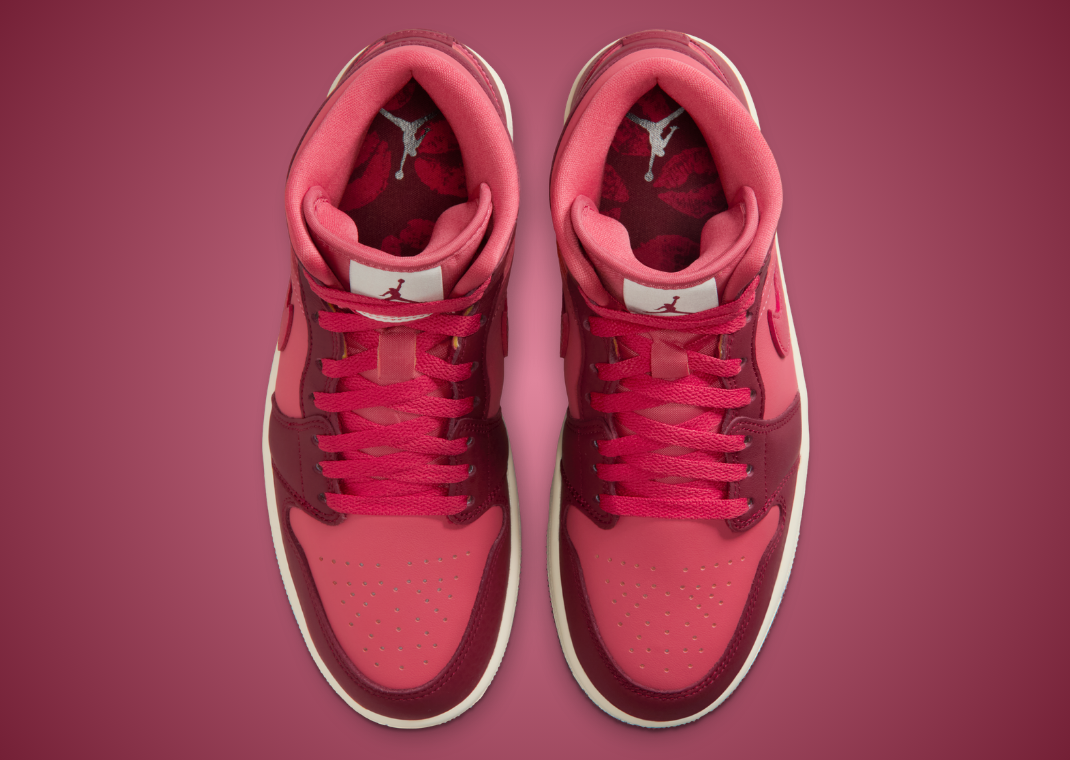 Air Jordan 1 Mid SE Valentine’s Day (W) - Top