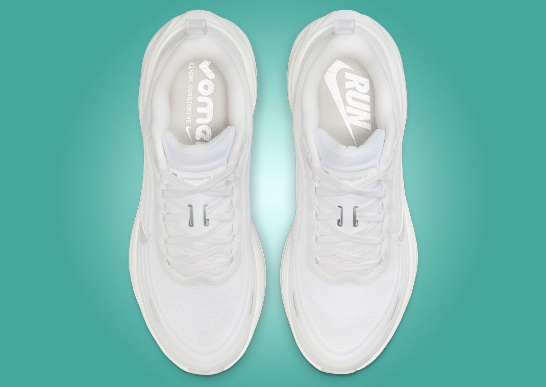Nike Vomero Plus Triple White (W) Top
