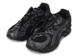 UNAFFECTED x Asics Gel-Nimbus 10.1 Black Angle