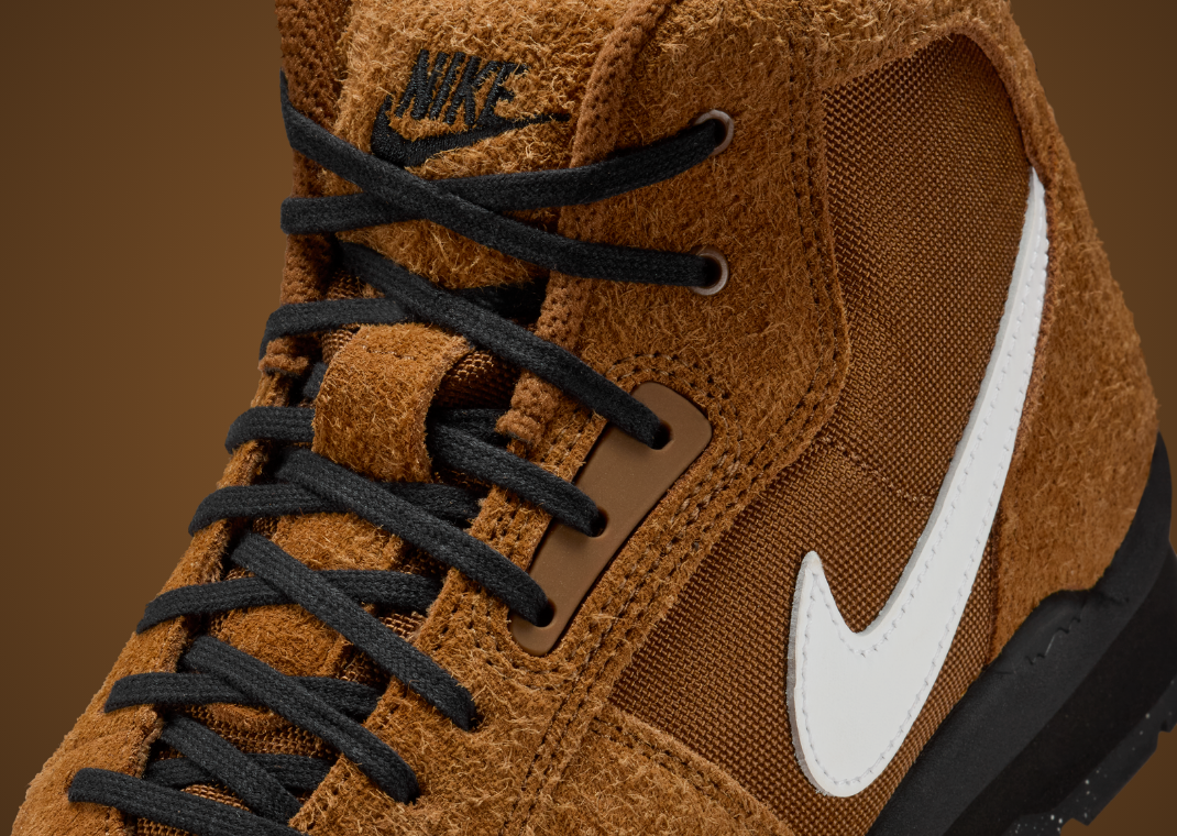 Stüssy x Nike Baltoro Light British Tan Detail