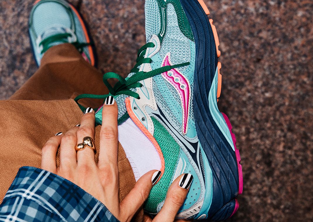 Saucony ProGrid Omni 9 Blue Green Orange (W)