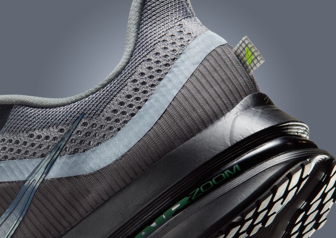 Nike Pegasus Premium Smoke Grey Volt