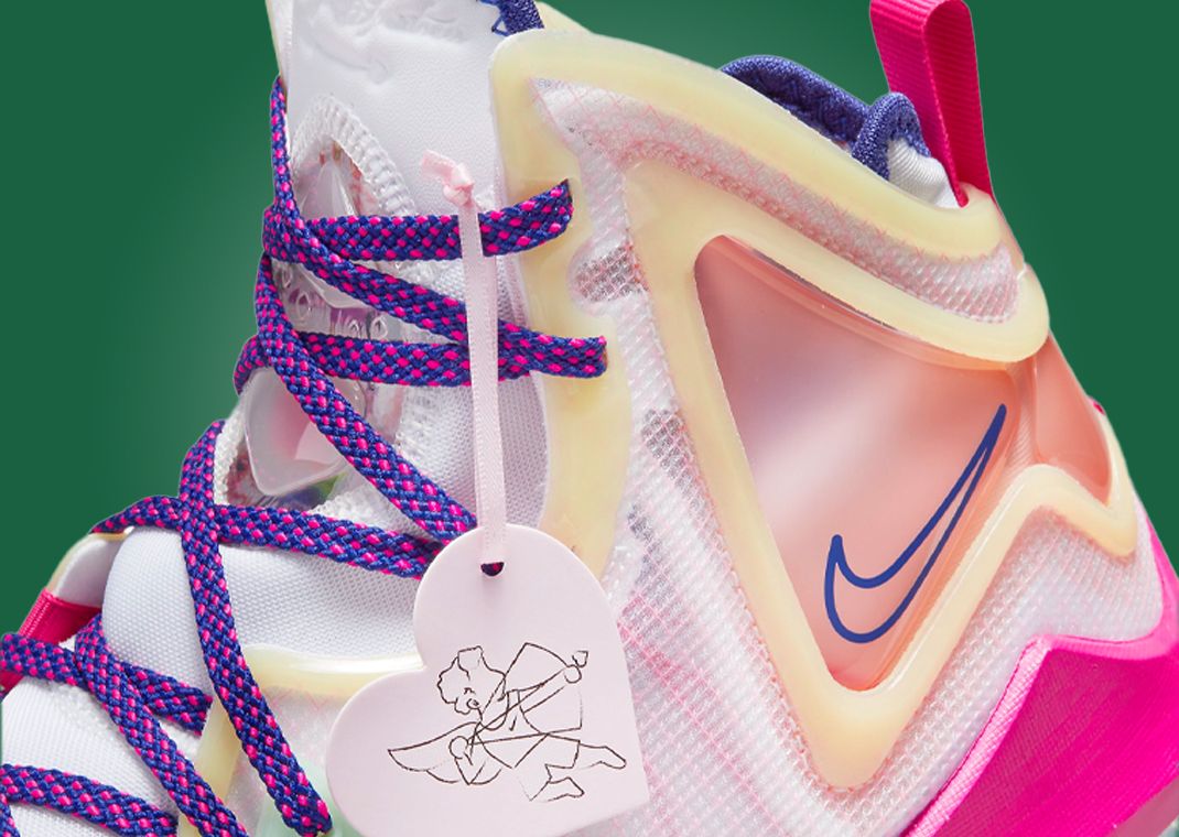 Nike LeBron 19 "Valentine's Day"