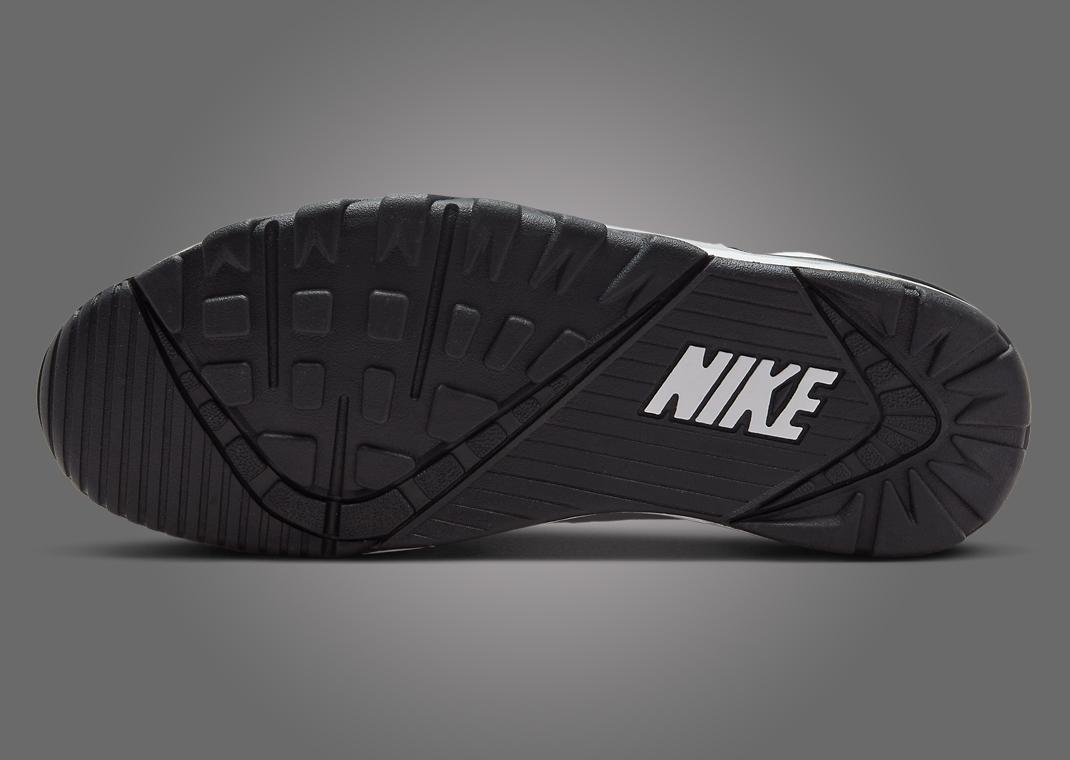 Nike Air Trainer SC High Raiders Helmet Outsole