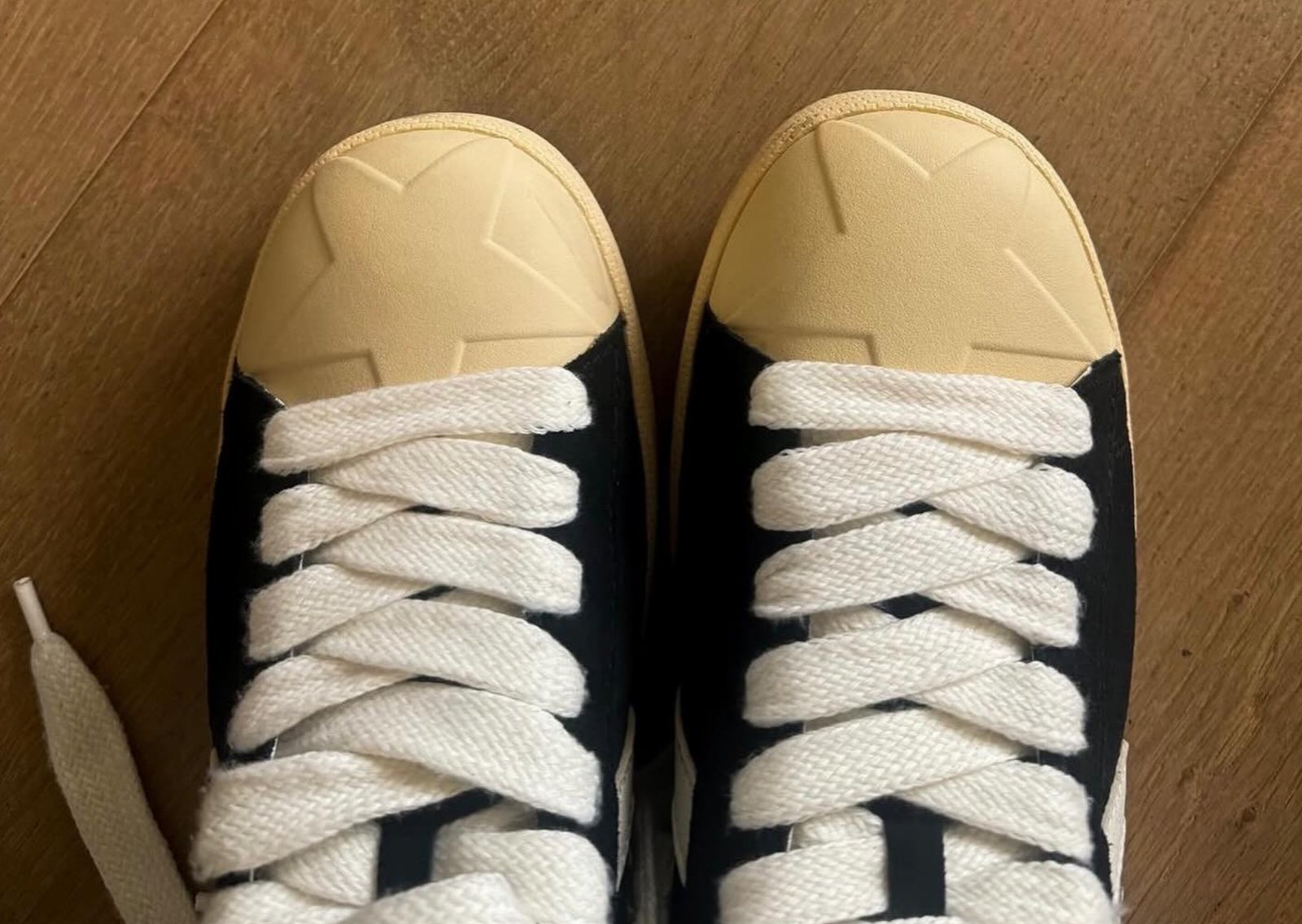 Tyler, the Creator le FLEUR* x Converse Pro Leather