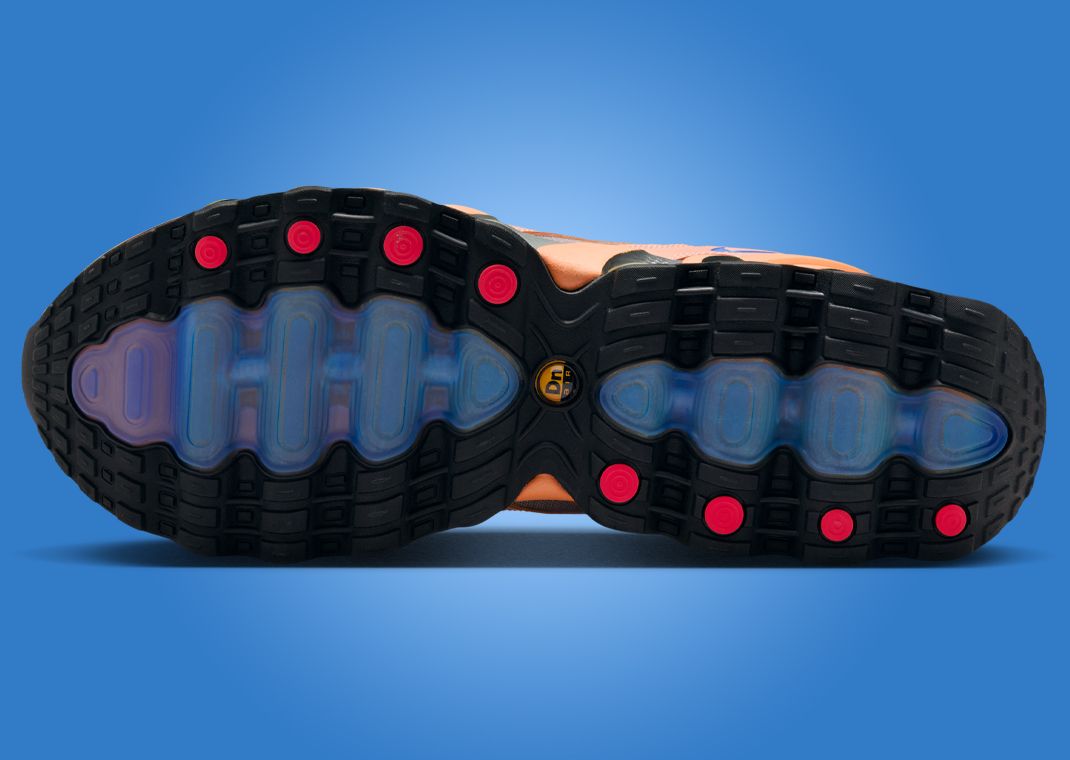 Patta x Nike Air Max DN8 Orange Frost Outsole
