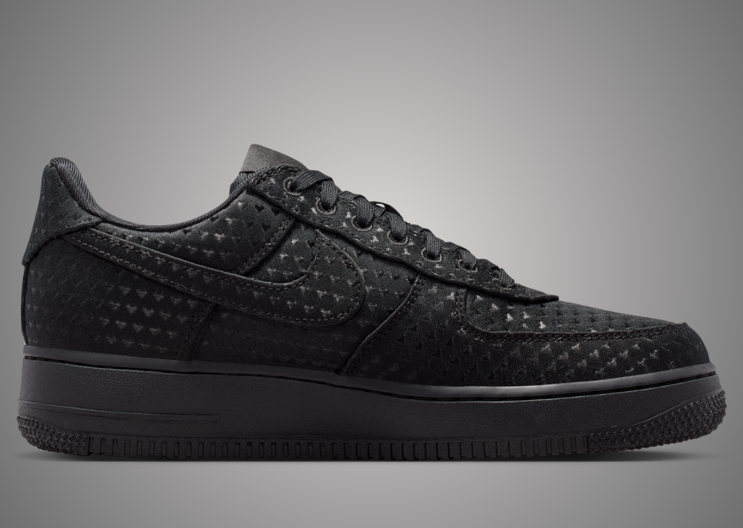 Nike Air Force 1 Low Valentine's Day Triple Black - Medial