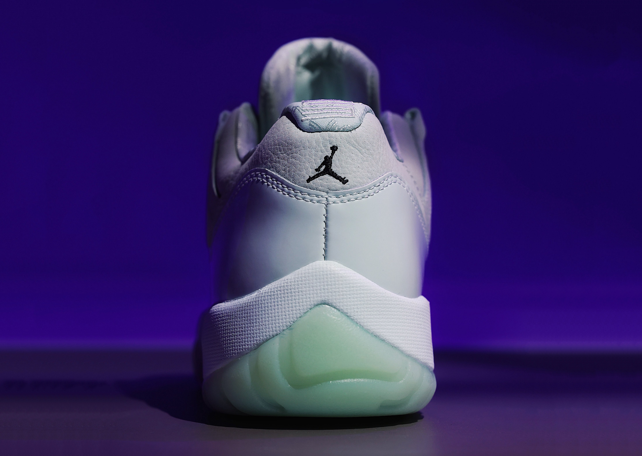 JAIDE x Air Jordan 11 Retro Low Fiberglass
