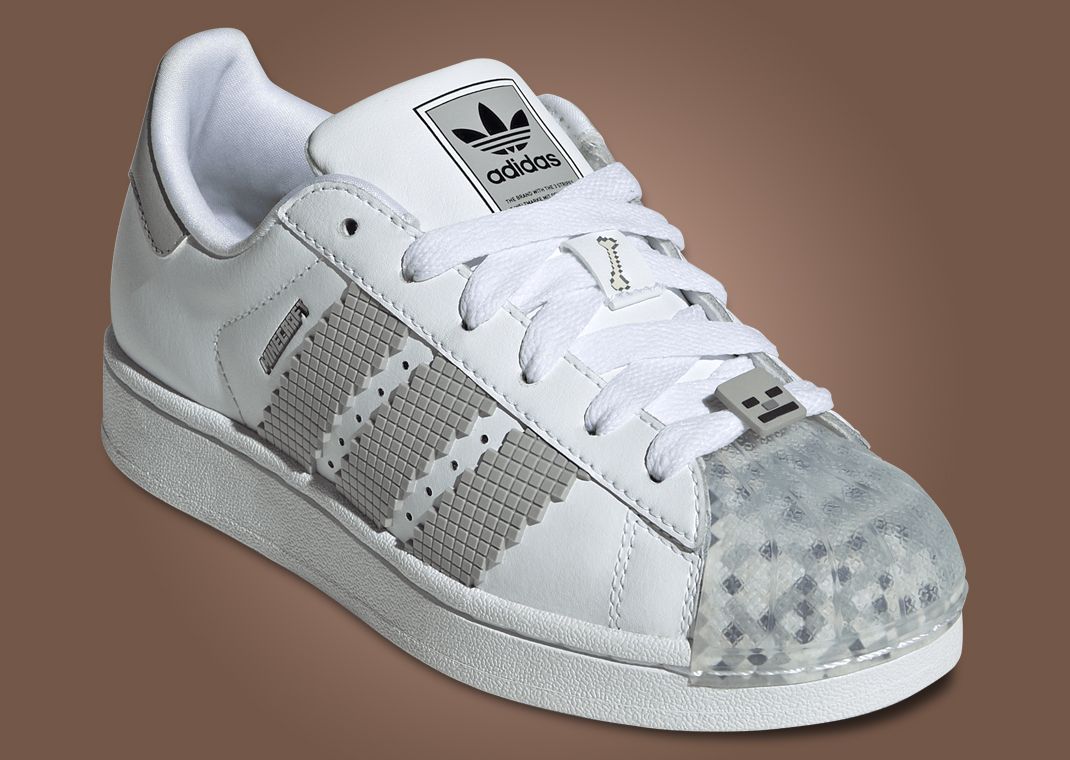 Minecraft x adidas Superstar Skeleton (GS) Angle