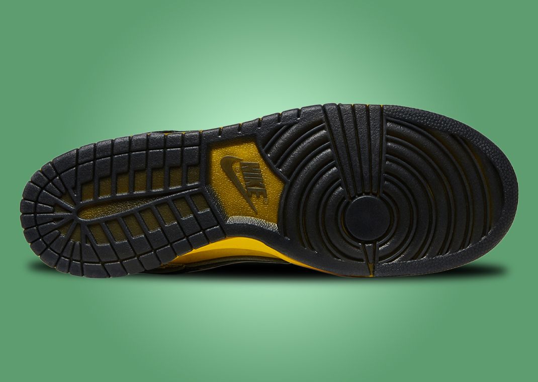 DOAF x Nike Dunk Low What The Ducks of a Feather Home Outsole