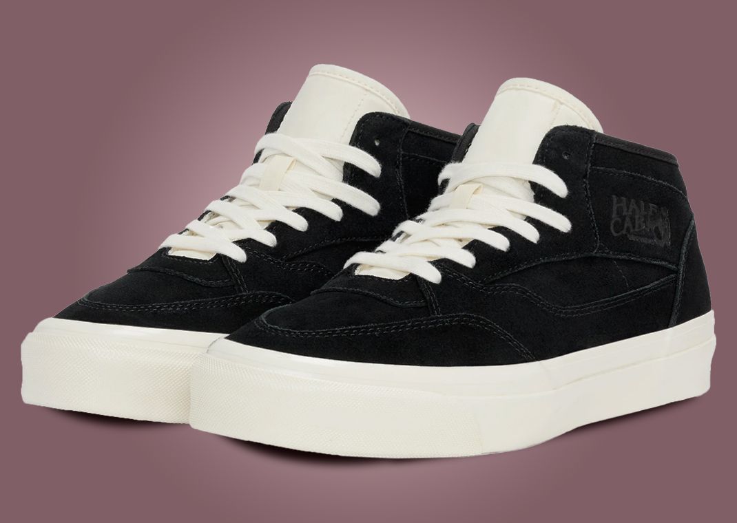 JJJJound x Vans Half-Cab Black White Angle