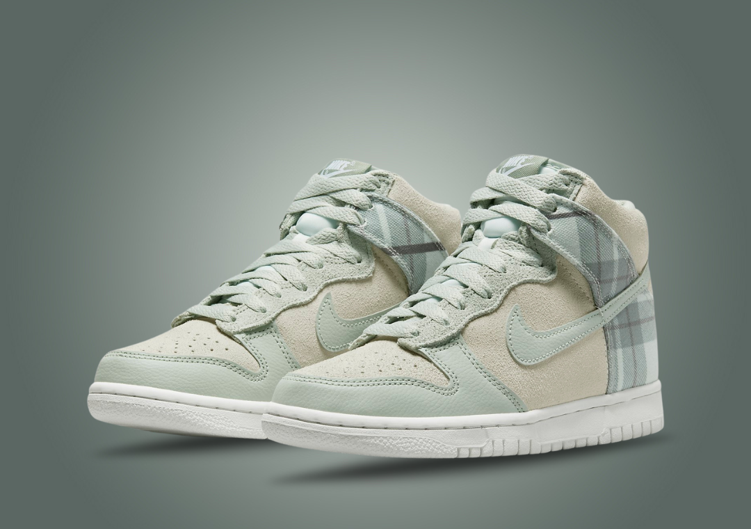 Nike Dunk High SE Tartan Summit White (GS)