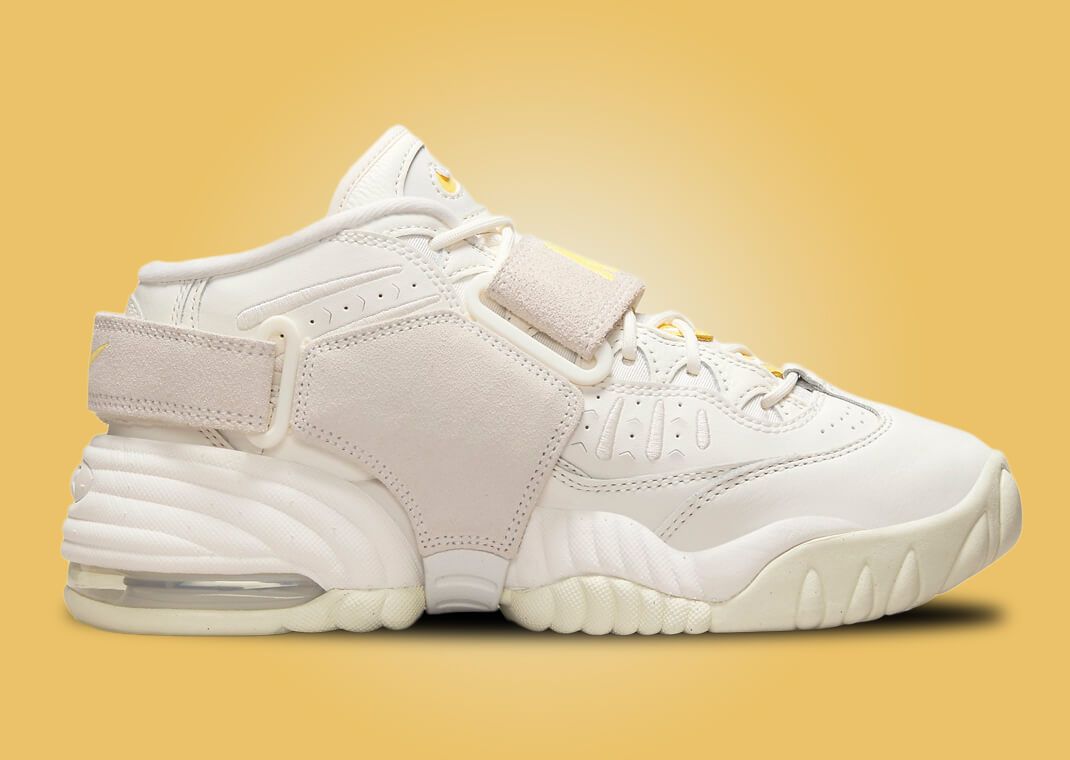 関税送料込♪NIKE/AIR ADJUST FORCE “Sail/Citron Pulse” Women's Air Adjust Force 'Citron Pulse and Sail' (FJ4552-100