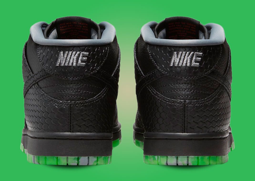 The Nike Dunk Mid Premium Halloween Releases October 2023 The Nike Dunk Mid Premium Halloween Releases October 2023