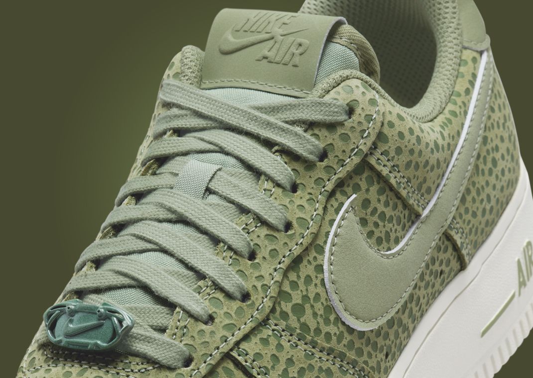 Nike Air Force 1 Low Safari Oil Green (W) Detail