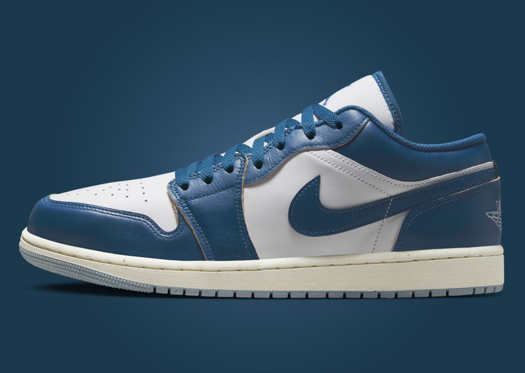 Air Jordan 1 Low SE Industrial Blue Lateral