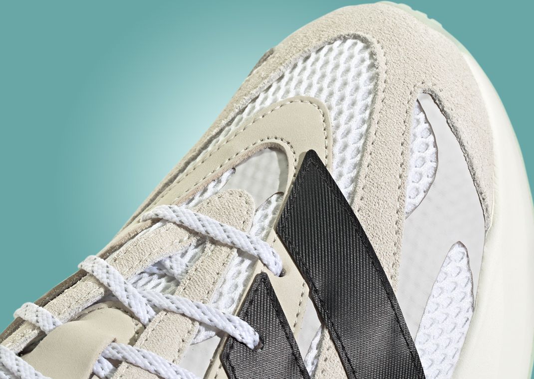 Mercedes AMG Petronas Formula One Team x adidas Lightblaze Toe