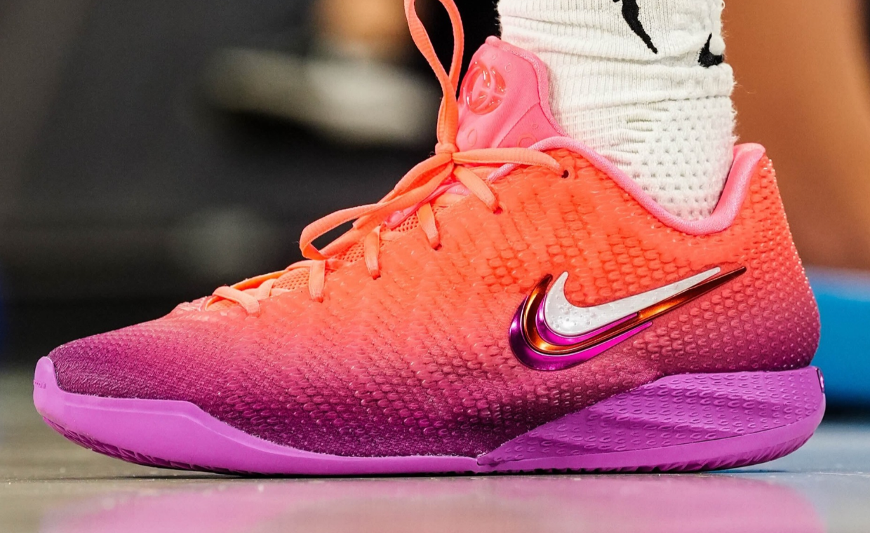 Nike Caitlin 1 Berry Fade