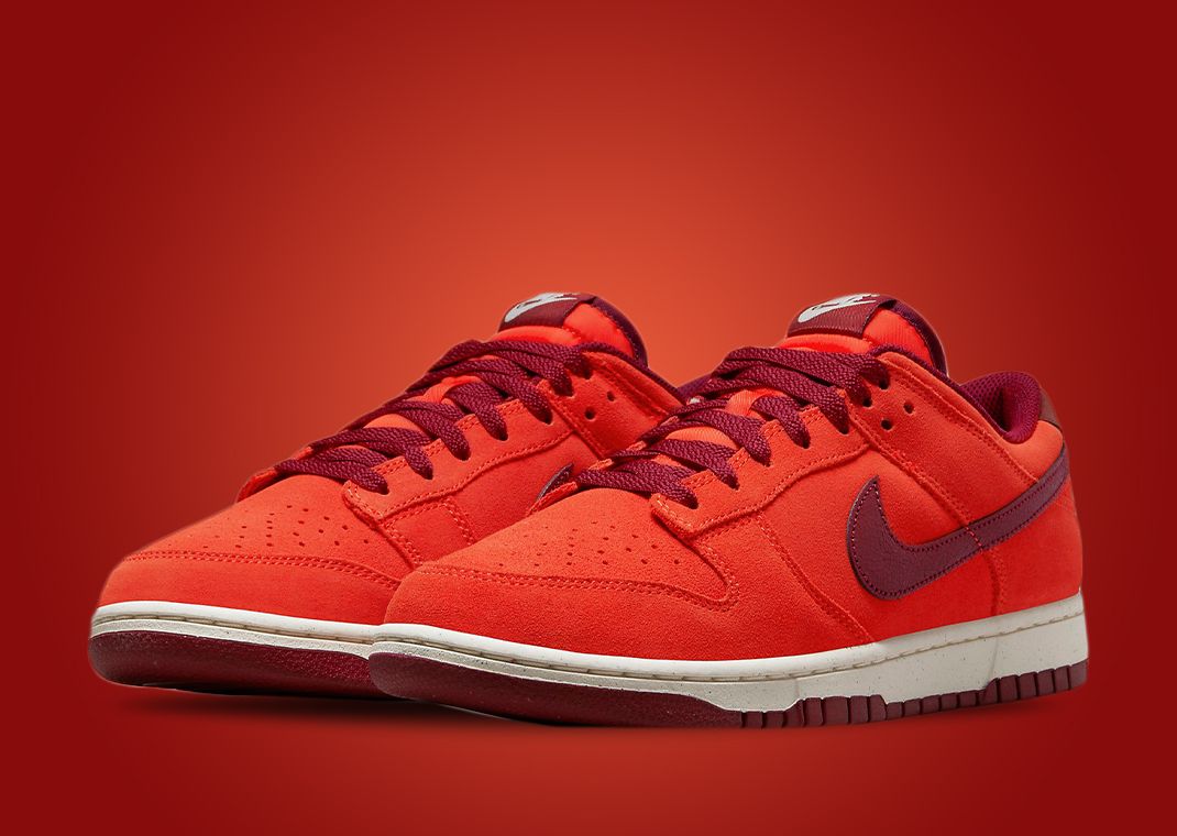 Nike Dunk Low "Orange Suede"