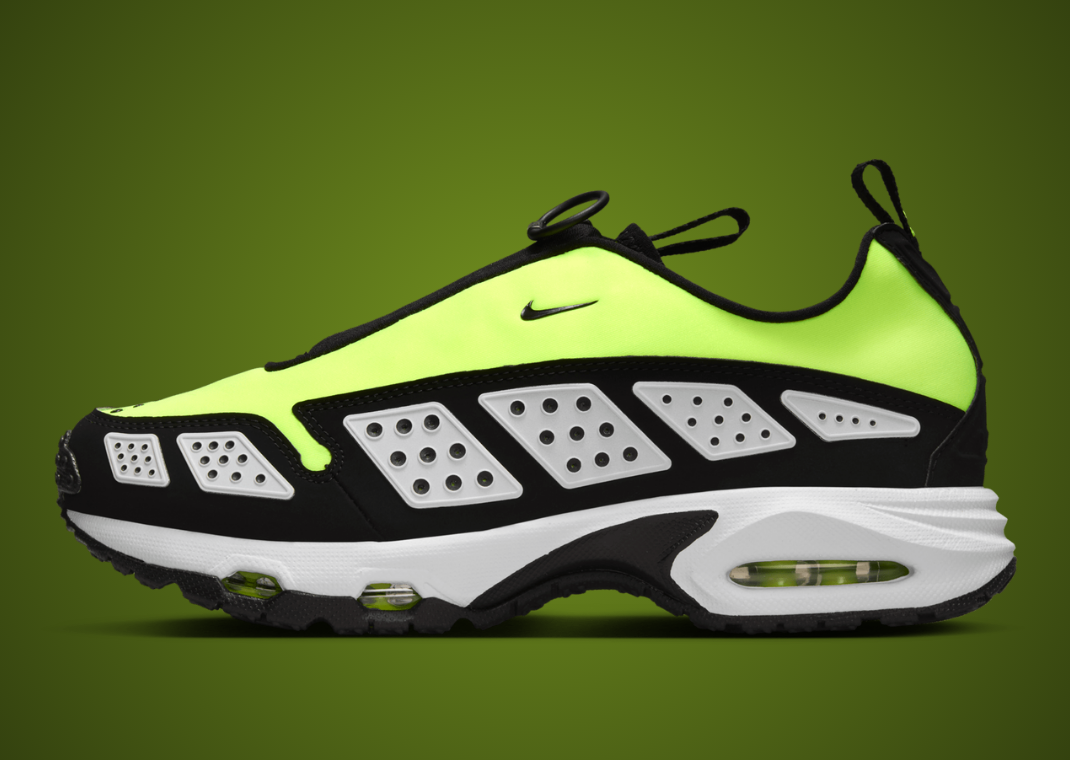 Nike Air Max Sunder Highlighter Green Lateral
