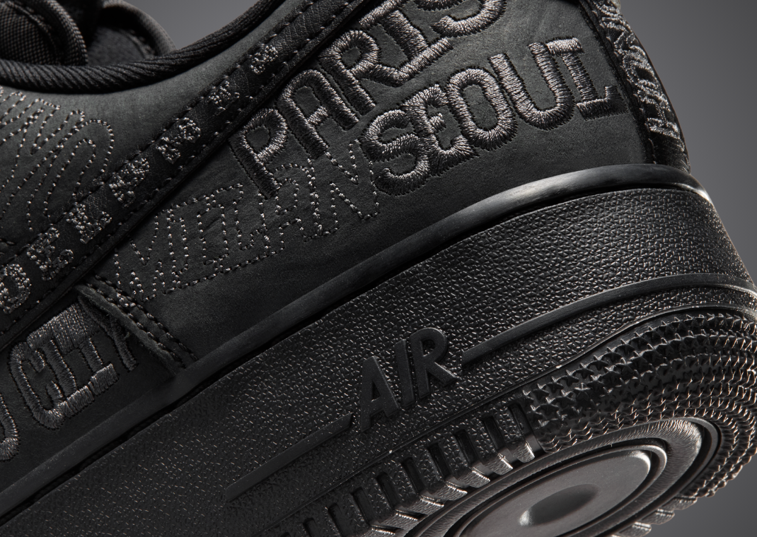 Nike Air Force 1 Low World Tour Black heel details