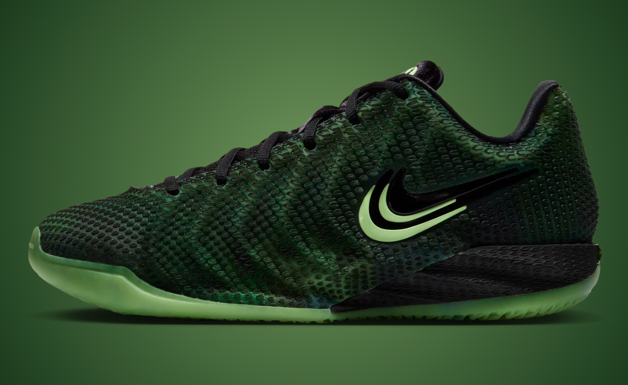 Nike Caitlin 1 Glow in the Dark