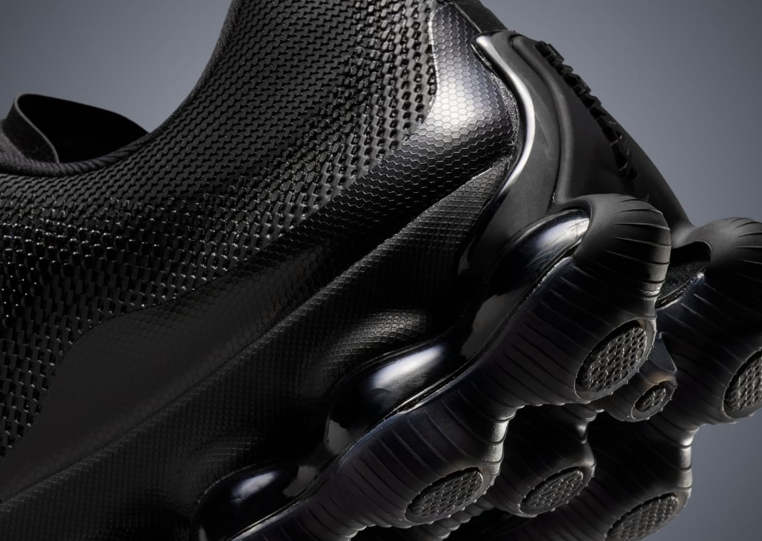 Nike Air Liquid Max Triple Black