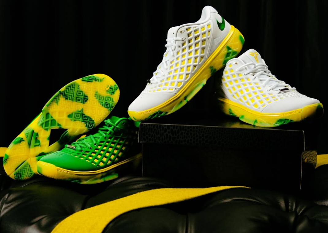 Nike Kobe 3 Protro Low Oregon Ducks PEs