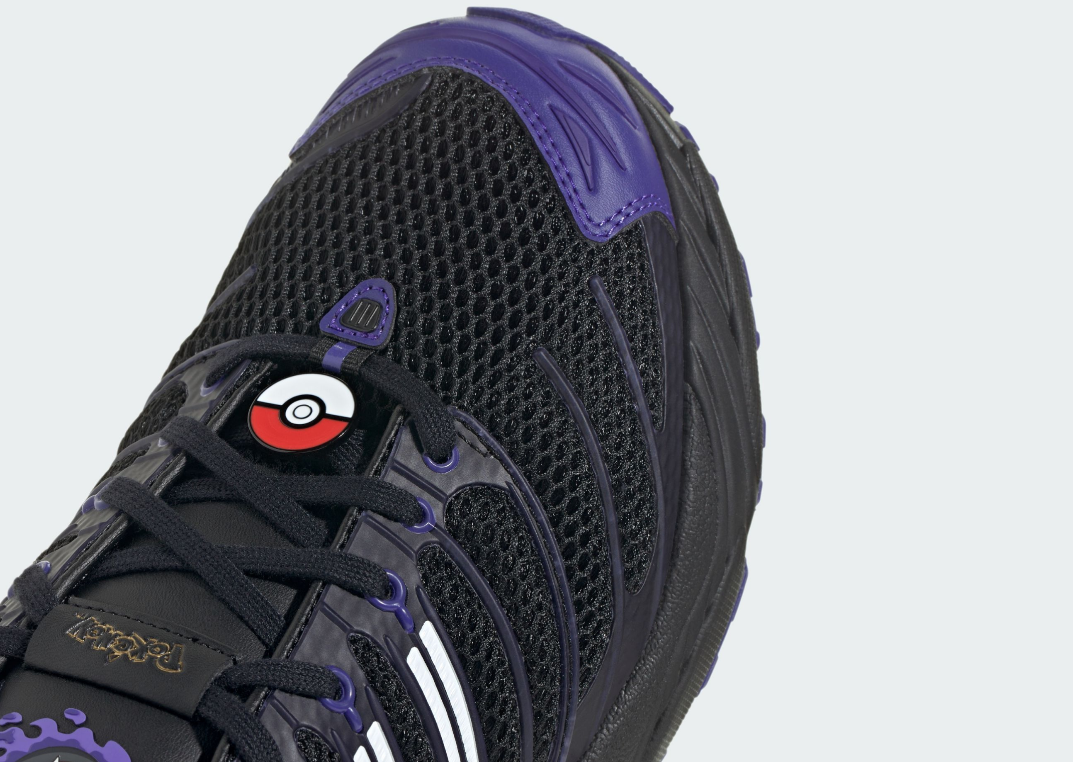 Pokémon x adidas Adistar Control 5 Gastly - Detail