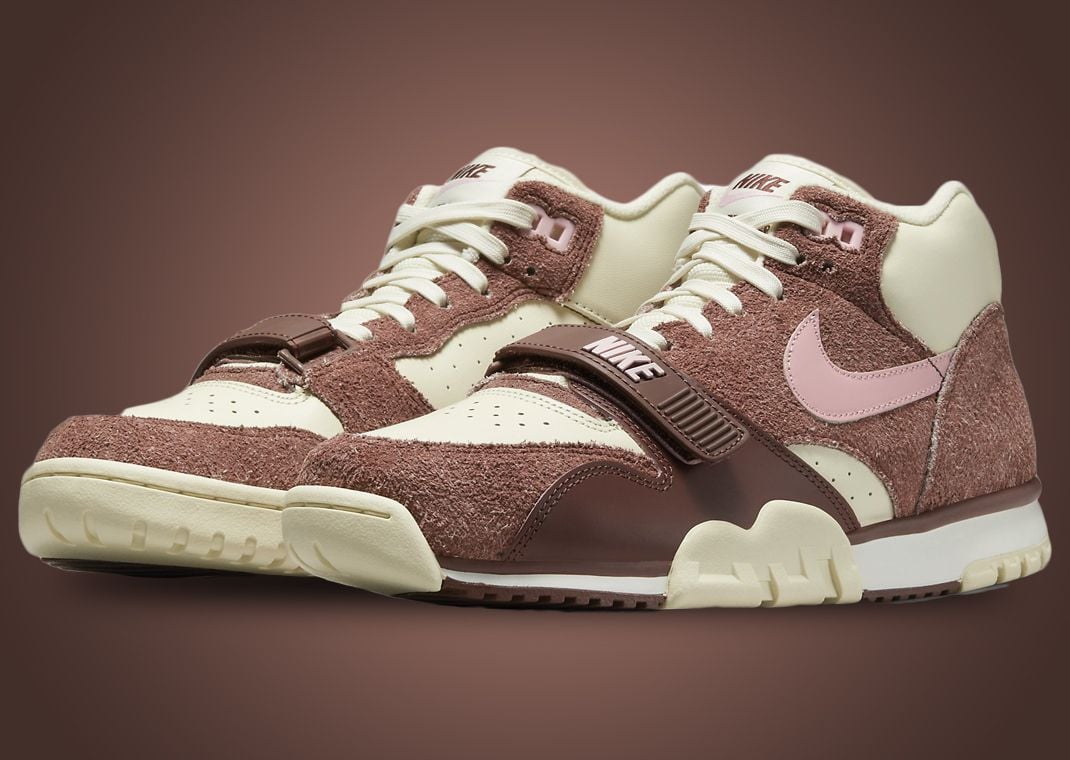 Nike Air Trainer 1 Valentine's Day