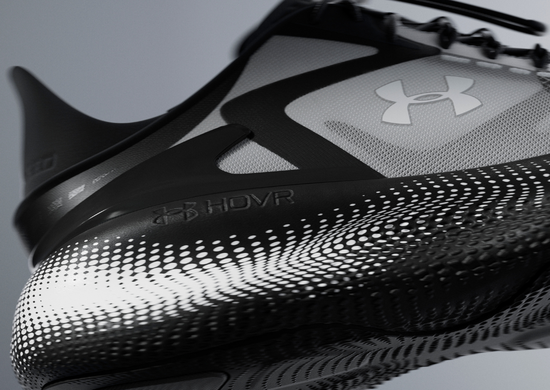 Under Armour ECHO Black White Detail