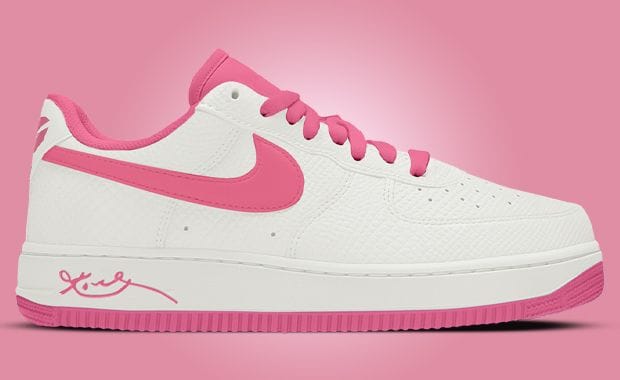 Sail and Pinksicle Coat Kobe Bryant’s Latest Nike Air Force 1 Low Protro