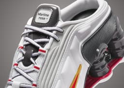 Martine Rose x Nike Shox MR4 Mule White (W) - Detail