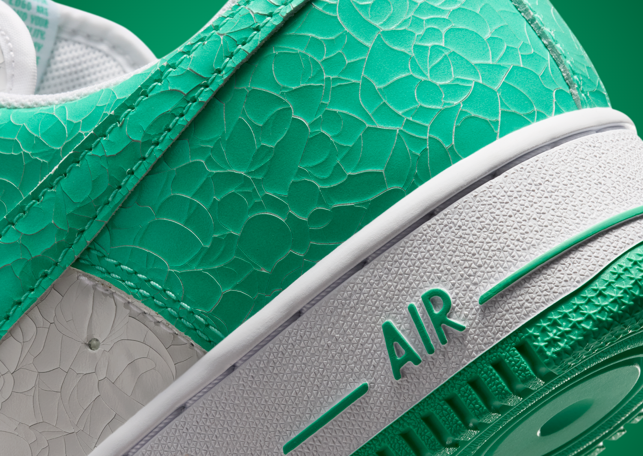 Nike Air Force 1 '01 Cracked Leather Menta