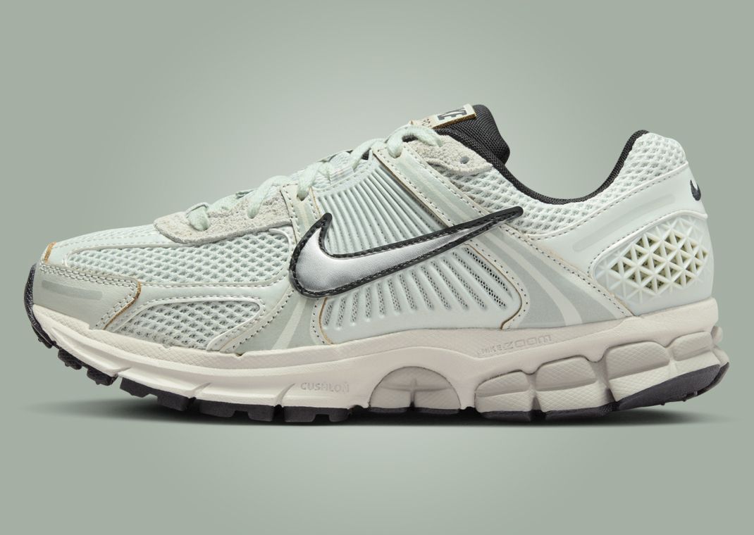 Nike Zoom Vomero 5 Light Silver Chrome (W) Lateral