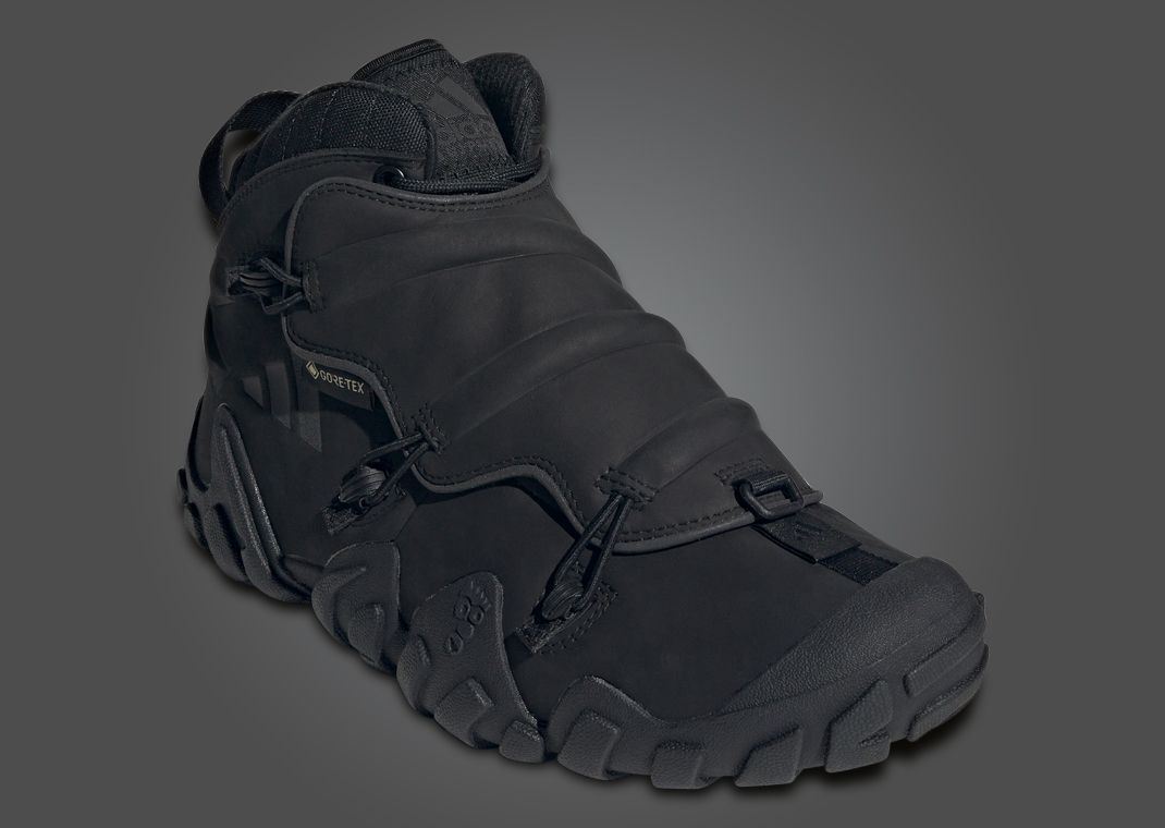 adidas Radlander EQT GTX Core Black Angle