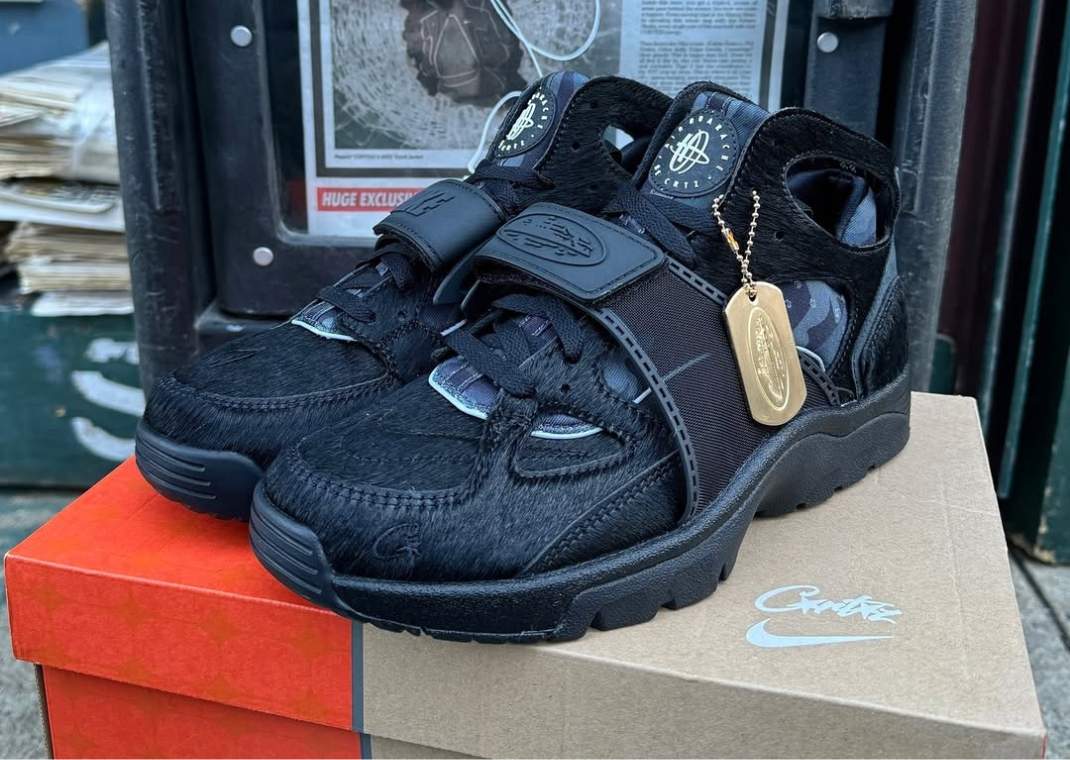 Corteiz x Nike Air Trainer Huarache Black