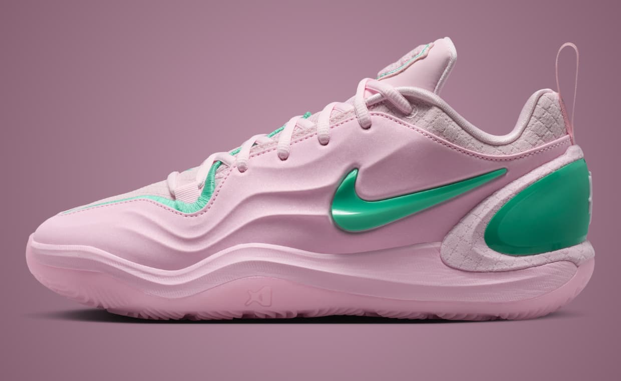 Nike A'Two Pinkies Up