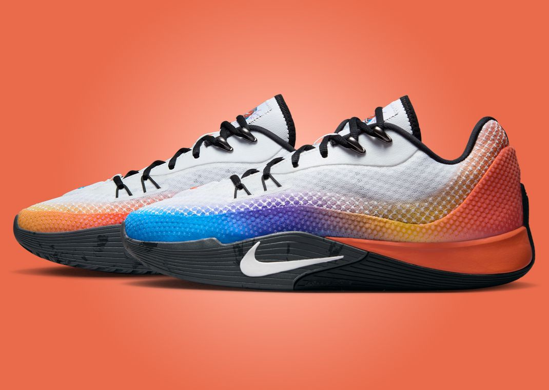 Nike S.T. Flare Lateral
