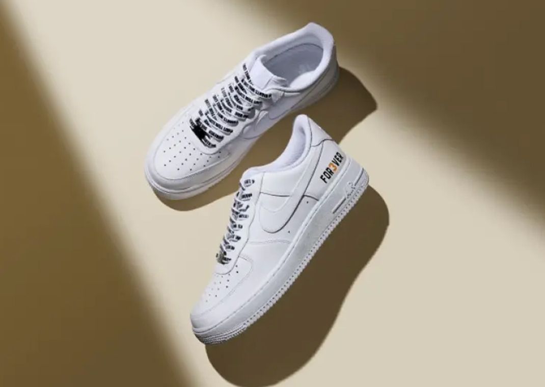 Yomiuri Giants Team Up wIth Nike for Air Force 1 Tribute to