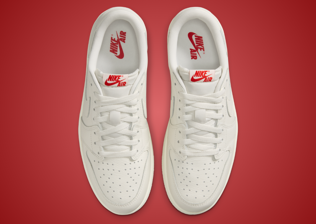 Air Jordan 1 Retro Low OG Sail - Top