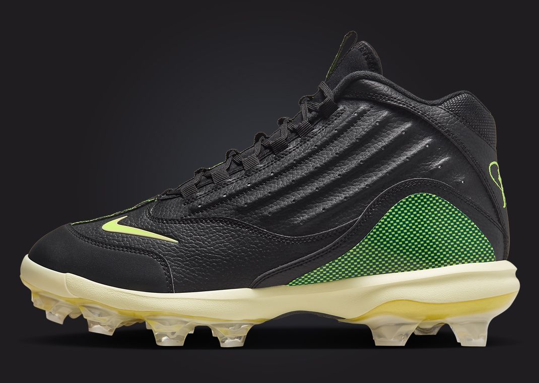 gold and black griffeys