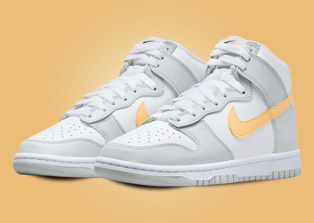 Nike Dunk High Pure Platinum Melon Tint (W)