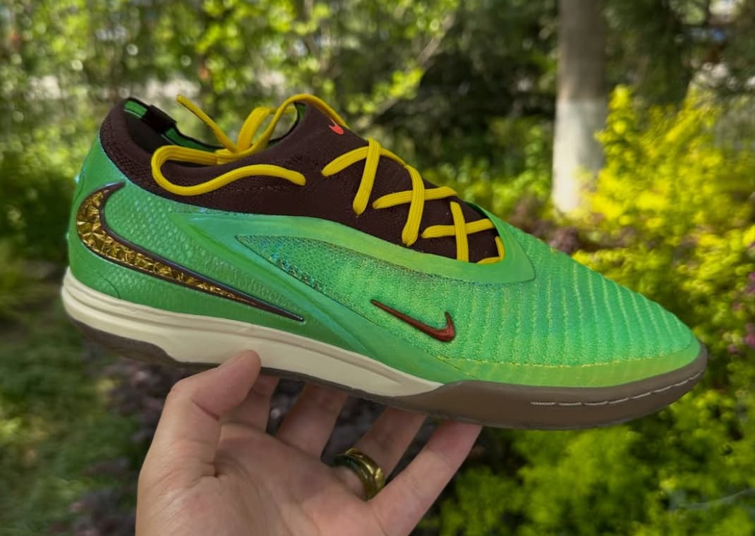Travis Scott's Nike Phantom 6 Low Elite Indoor Soccer Shoe is