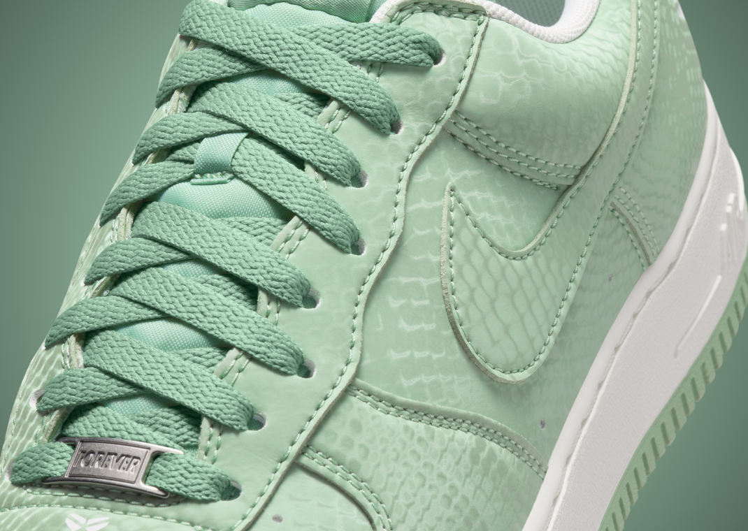 Nike Kobe Air Force 1 Low Steam - Detail