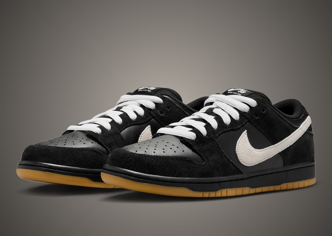 Nike sb white black hotsell