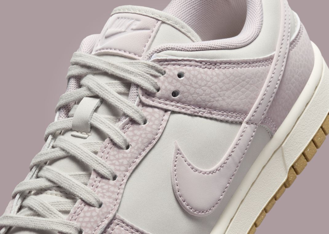 The Nike Dunk Low Premium NN Light Bone Platinum Violet The Nike Dunk Low Premium NN Light Bone Platinum Violet
