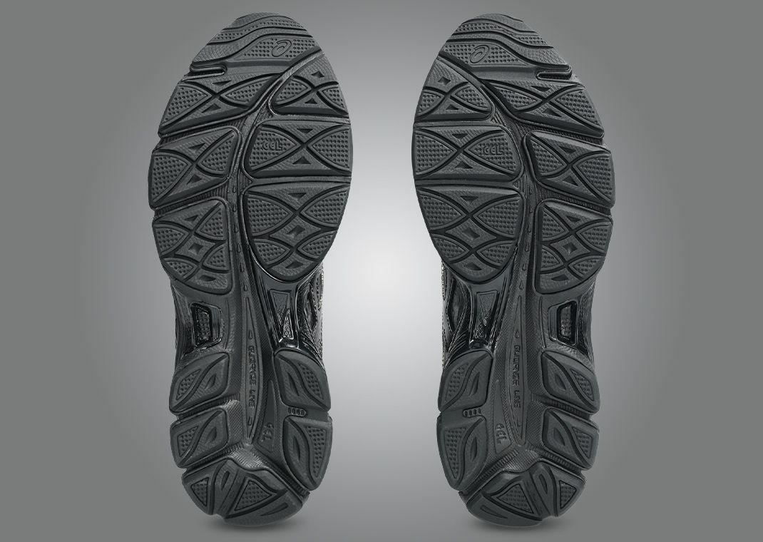 Cecilie Bahnsen x Asics Gel-Cumulus 16 Black Outsole