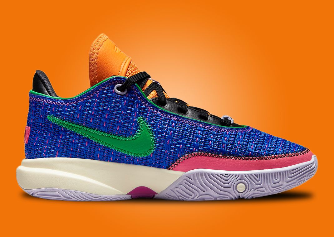 Racer Blue Takes Over This Kids Exclusive Nike LeBron 20