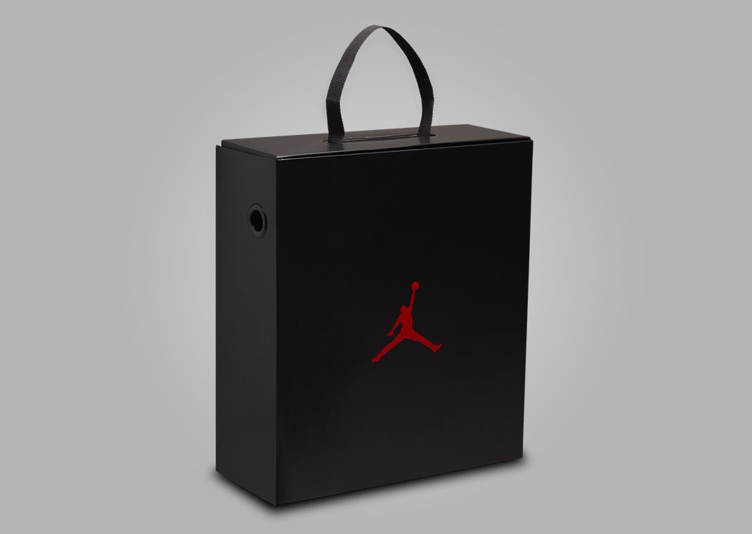 Air Jordan 1 Brooklyn Boot Triple White (W) Packaging